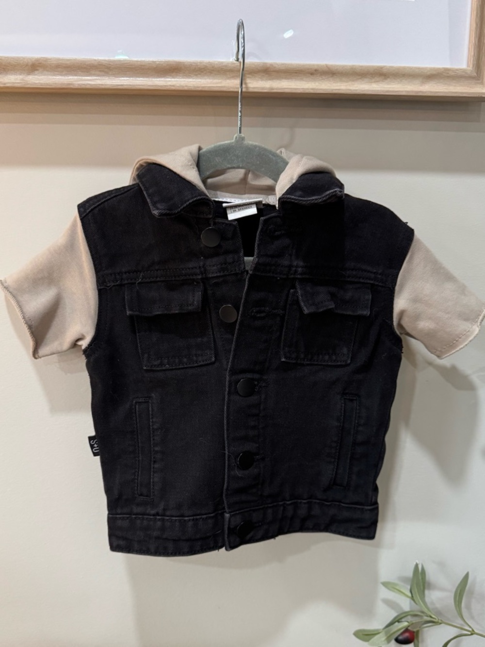 Olive + Scout 12-18M Black Denim Vest with Beige Hooded Sleeves